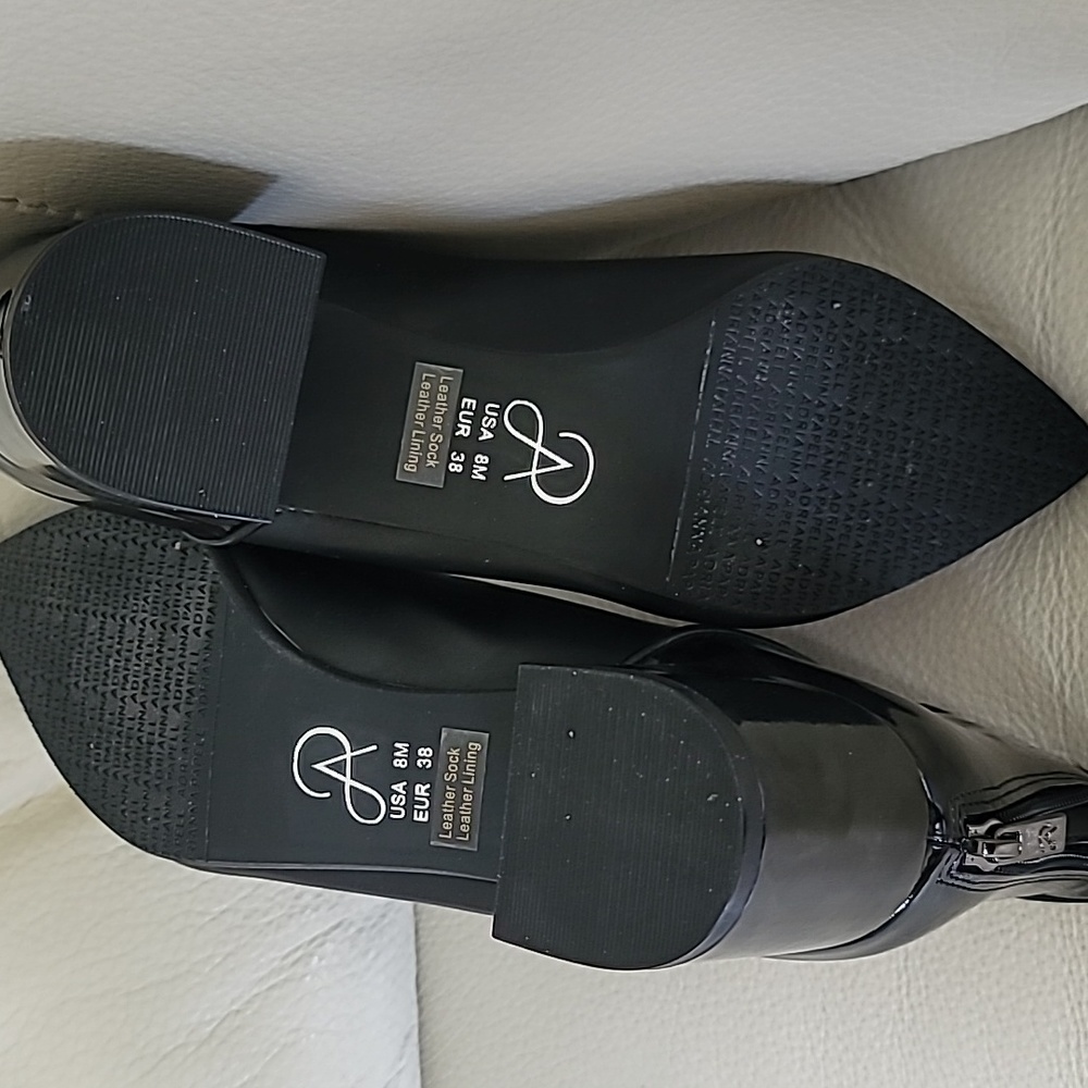 NWT Adrianna Papell Black Booties - Picture 3 of 9